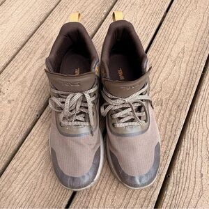 TEVA Gateway Mid Men’s boot 9.5 color “Chocolate Chip”